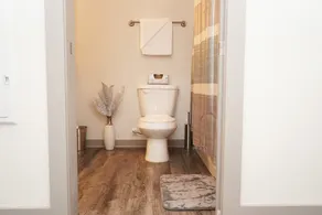 Luxury Downtown Oasis | Fully Disinfected - Image 5