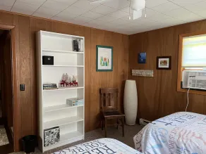 Beautiful Two Bedroom cabin on Plum Lake - Image 4