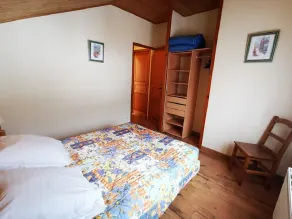 6-person chalet in the heart of Champsaur - Image 4