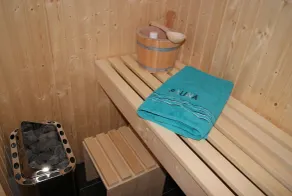 Fantastico appartamento con camino, vasca idromassaggio e sauna, la connessione Wi-Fi gratuita - Image 5