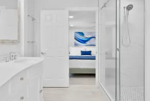 Tolle Lage, tolles Haus, herrliche Aussicht, fünf Schlafzimmer! - Image 5