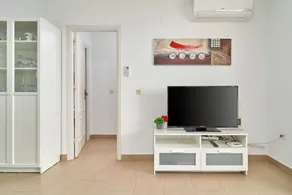 Apartment with sea view - Image 2