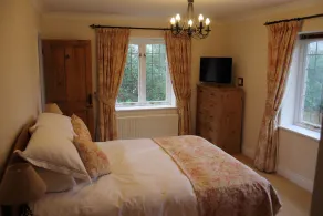 Yaffle Cottage. Home comfort in an idyllic woodland location - Image 4