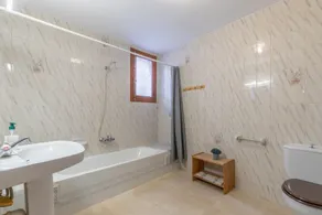 Holiday Home 'La Clau Casa Rural ' with Mountain View, Private Terrace and Wi-Fi - Image 3