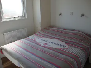Chalet complet et luxueux pour 6 personnes dans un parc de vacances sur la côte avec WiFi gratuit - Image 4