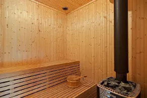 Beautiful log house. sauna and annex. big garden. close to nature. Pet friendly. - Image 2