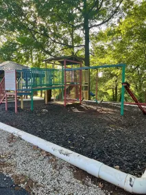 Condo w/ Pool Access, 2 Mi to Silver Dollar City - Image 4