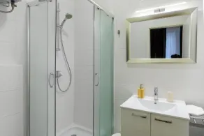 Stars of Zagreb Apartments - Image 3