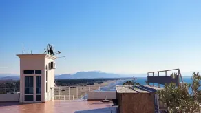 Comfy family with double bed + 2 single beds - sea view balcony - Image 4