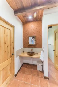Villa Jucanya, excelentes vistas para o lago, longe do barulho, mas perto, 3 quartos. - Image 2