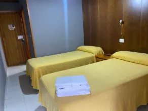 HOSTAL LOS VALLES  - Image 4