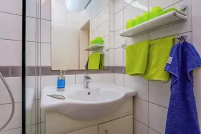 Apartamento de férias com ar-condicionado e terraço - Image 4