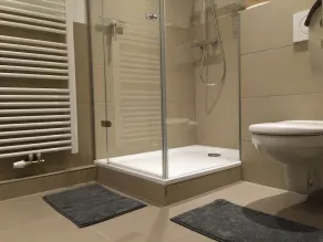Appartement dans un emplacement très central avec toutes les commodités - Image 2