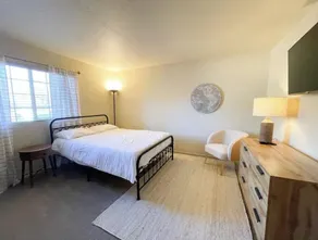 Spacious townhome in Sonora - Image 3