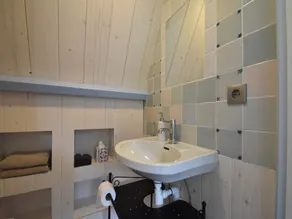 Comfy Holiday Home with Fenced Courtyard in Edam close to Centre - Image 5