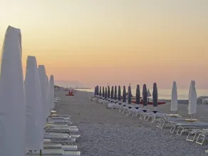 Porto Sant Elpidio: Dejlig fuldt møbleret lejlighed beliggende i stueetagen i en bygning i Porto Sant'Elpidio. - Image 3