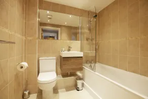 The Wesley Luxury City Apartment - Image 3