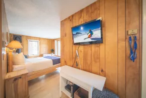 Large Winter Studio | Walk to Lifts, Hot Tub - Image 5