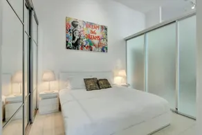 40th floor High Ceilings unit at icon brickell - Image 4