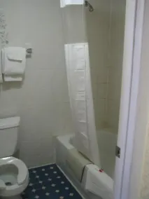 Royal Inn Motel - Image 2