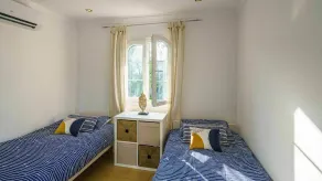 Beautiful townhouse just footsteps from the beautiful La Cala Beach - Image 4