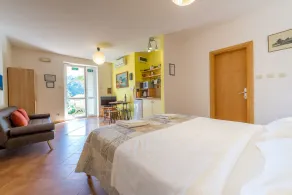 Ankora 2 apartment with terrace and great view next to Old Town - Image 5
