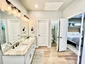 `Accessible and Pet-Friendly: 2 Community Pools and a 1-Level Flat Entrance for Ultimate Comfort` - Image 5