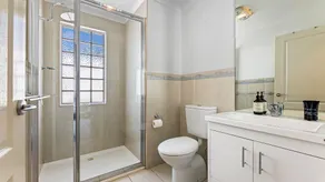 Unit 9, Boardwalk Apartments - Image 3