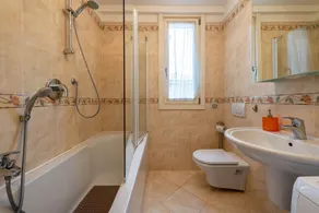 Appartamento 'Rocchetta' con vista lago, Wi-Fi e aria condizionata - Image 3