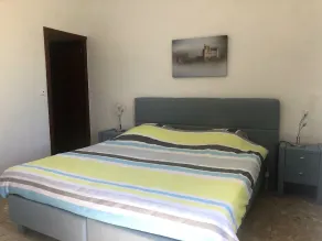 Propriété spacieuse, dans parc arboré- sans vis à vis Monpazier- Piscine privée - Image 3