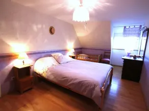 Maison familiale à Orbey, 3 chambres, parking privé, espace vert, jeux pour enfants - Image 5