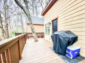 Treehouse Getaway - Image 5