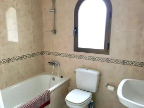 Sunny villa with pool, 3 bed 3 bath, sea views - Image 4