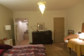 Ampio soggiorno nella soleggiata Midi vicino al mare e alle montagne - Image 3