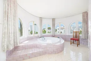 Villa mit Meerblick, Indoorpool und Wlan in Cala D' Or - Image 4