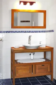 Bonito apartamento para 4 personas con WIFI, TV, terraza y mascotas permitida - Image 2