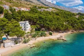 Luxury Beachfront Villa Sea Palace - Pool, Omiš - Image 3
