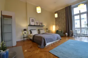 Beautiful central  7 bedroom / 5 bathroom - Image 3