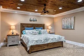 Lakefront home with private beach & gourmet kitchen - Image 5