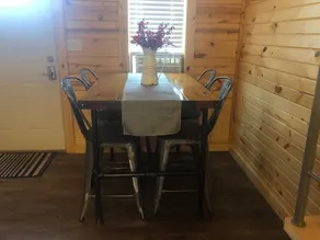 Camping dans la magnifique cabane des Black Hills # 5 - Image 1