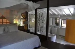 Luxury Beach House Pool & Beach - Image 5