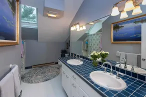 Woodside Retreat in York - Image 2