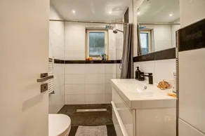 Apartamento \"Bettersleepat8\" con terraza compartida y Wi-Fi - Image 3