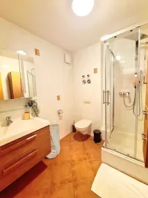 New 1 Bedroom Flat with Balcony & Garden - Image 2