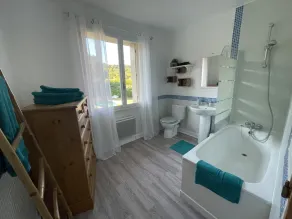 Gîte Le Millésime Dans un Charmant Village Typique du Sud - Image 5