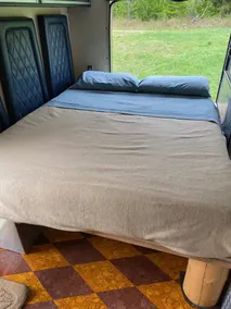 Unique Off-grid stay in the heart of the White Mountain National Forest - Image 3