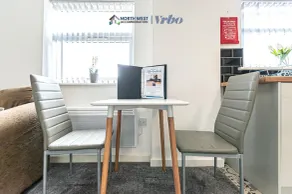 Contractor/Corporate Stays – Full Amenities, Near Liverpool and Warrington - Image 4