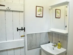 1 bedroom accommodation in Thorngrafton, near Bardon Mill - Image 3
