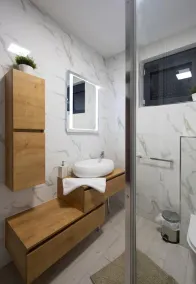 Deluxe one bedroom apartment  on the ground floor of villa Marija - Image 3