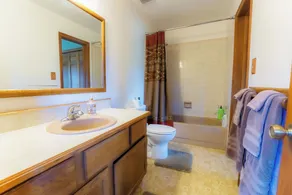 This is Colorado! Stunning views, killer hot tub, 12 acres, game barn+huge deck! - Image 5